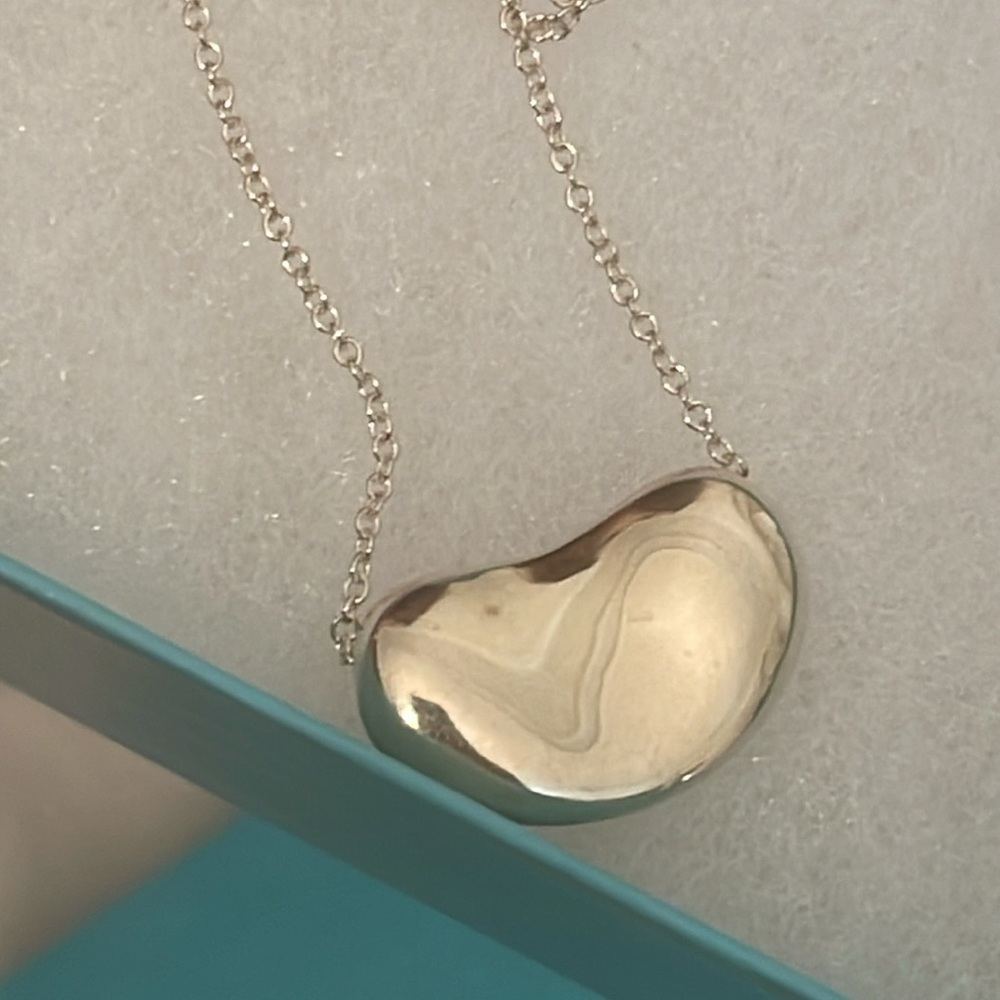 Tiffany & Co Elsa Peretti's Bean Necklace 18 mm- Authentic - Picture 4 of 9